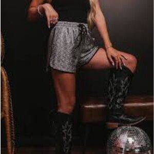 Chic Gray Patterned Lounge Shorts